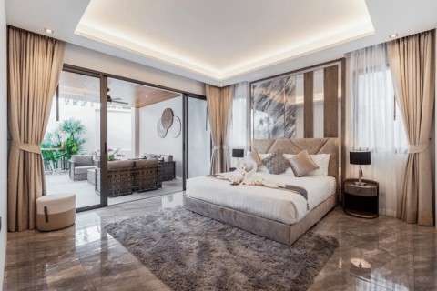 Вилла с бассейном в The Breeze Villas, Пхукет, Таиланд, 420 м2