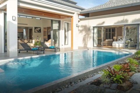 Вилла с бассейном в The Breeze Villas, Пхукет, Таиланд, 432 м2