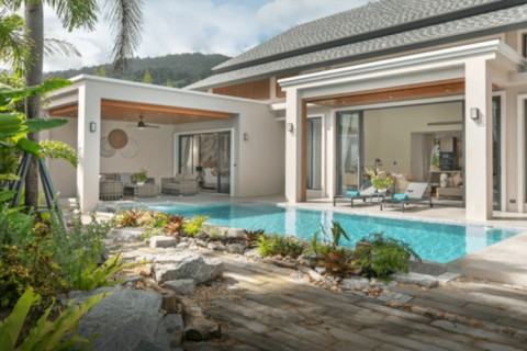 Вилла с бассейном в The Breeze Villas, Пхукет, Таиланд, 432 м2