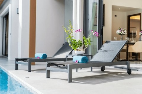 Вилла с бассейном в The Breeze Villas, Пхукет, Таиланд, 432 м2