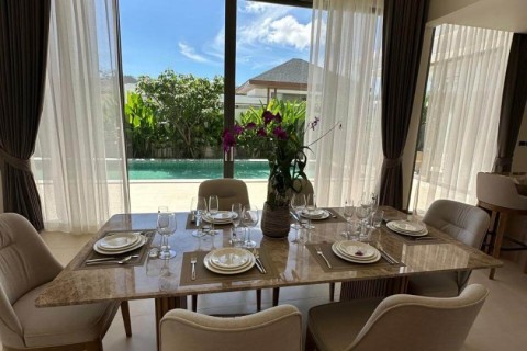 Аренда виллы на Пхукете в The Ozone Campus Villa, дом с 3 спальнями, 540 м2
