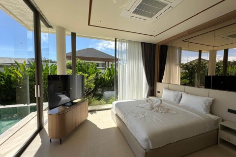 Аренда виллы на Пхукете в The Ozone Campus Villa, дом с 3 спальнями, 540 м2