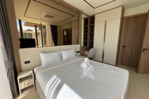 Аренда виллы на Пхукете в The Ozone Campus Villa, дом с 3 спальнями, 540 м2
